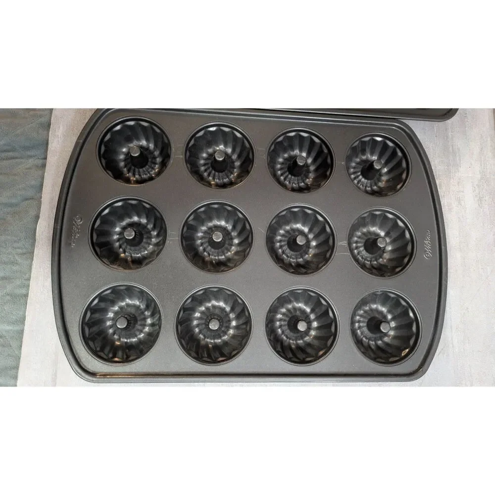 2 Wilton 12-cavity bundt - mini fluted tube pans